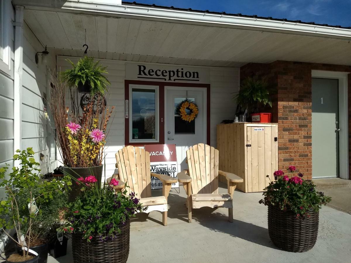 Wayside Motel Manitoulin Manitowaning Екстер'єр фото